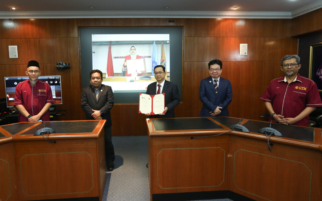 Majlis menandatangani Memorandum Persefahaman (MoU) antara UTM & UNHAS