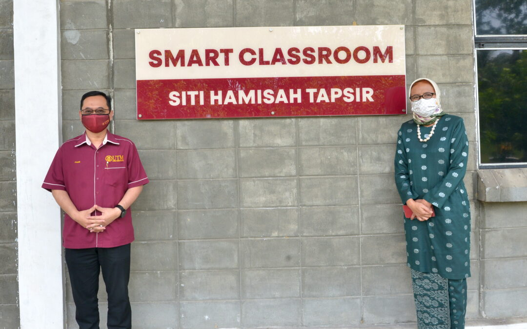 Majlis Perasmian Smart Classroom Siti Hamisah Tapsir