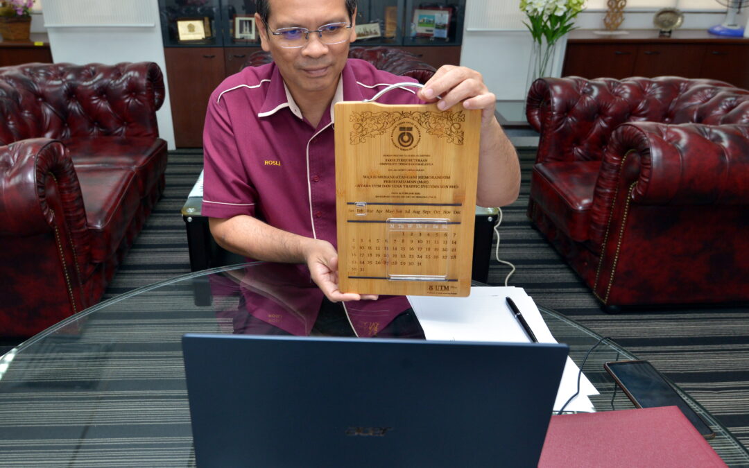 Majlis Menandatangani Persefahaman (MoU) Antara Universiti Teknologi Malaysia (UTM) Dengan Sena Traffic Systems