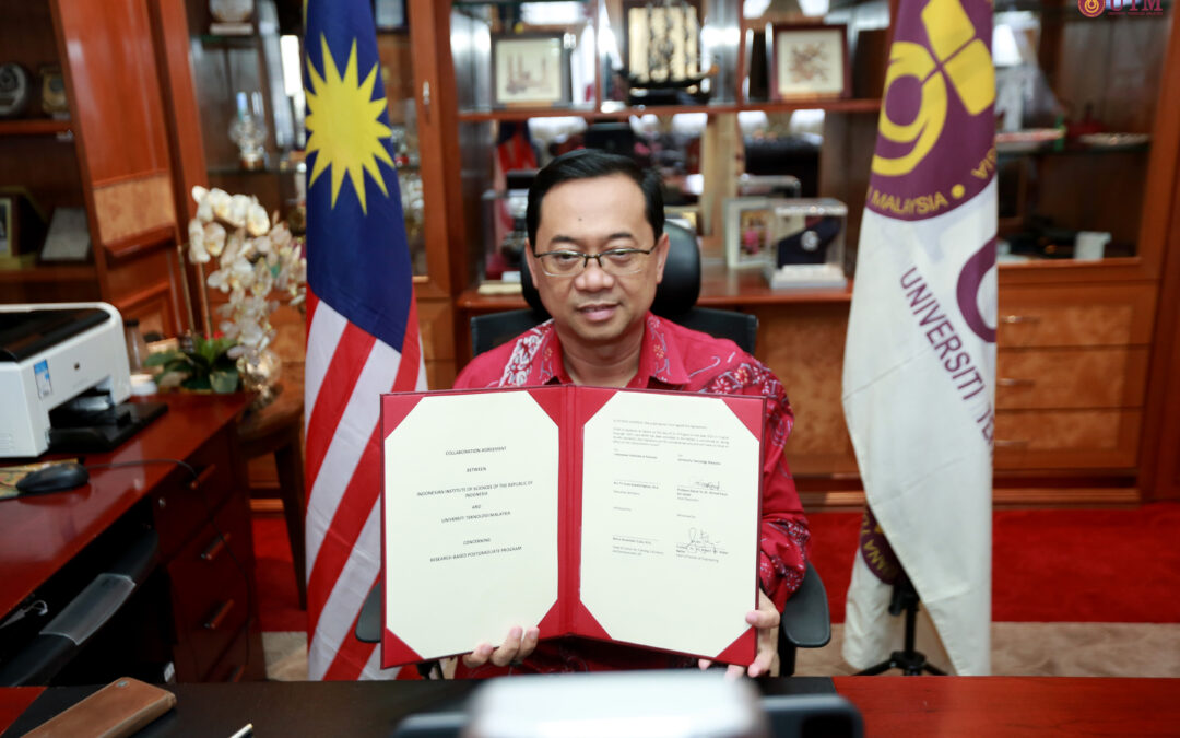 Majlis Pertukaran Memorandum Perjanjian (MoA) Antara Universiti Teknologi Malaysia (UTM) Dengan Lembaga Ilmu Pengetahuan Indonesia (LIPI)