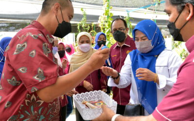 Lawatan Tapak Projek Ternakan Modern Kelulut UTM Oleh YB. Datuk Seri Dr. Noraini Ahmad Menteri Pengajian Tinggi