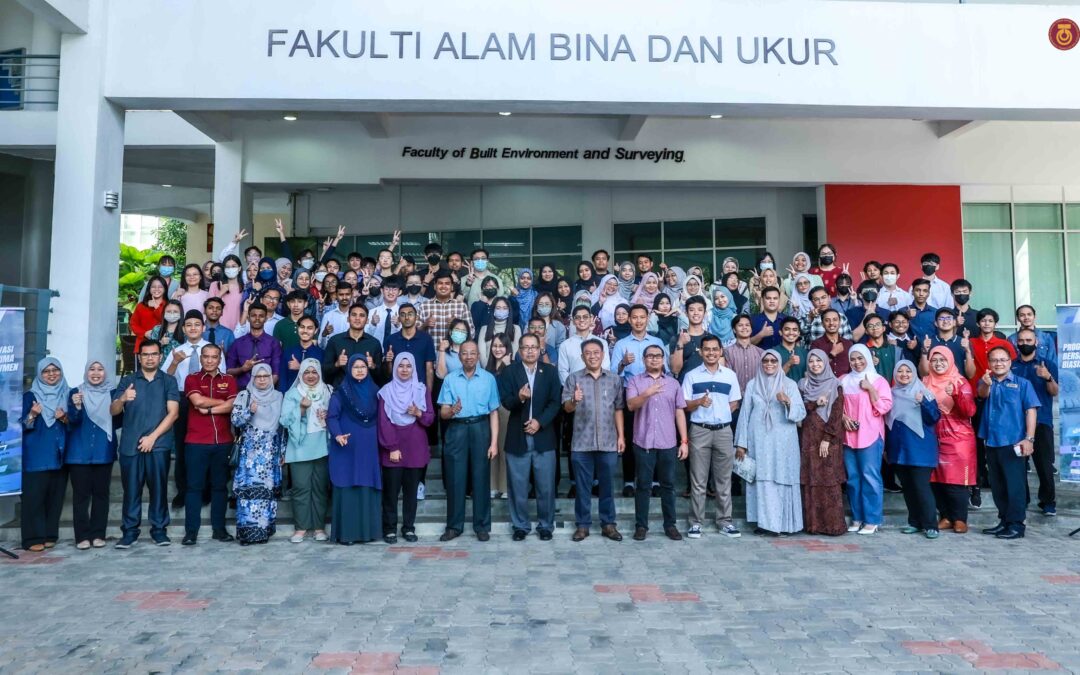 Majlis Perasmian Program Motivasi Bersama Penerima Biasiswa Endowmen UTM
